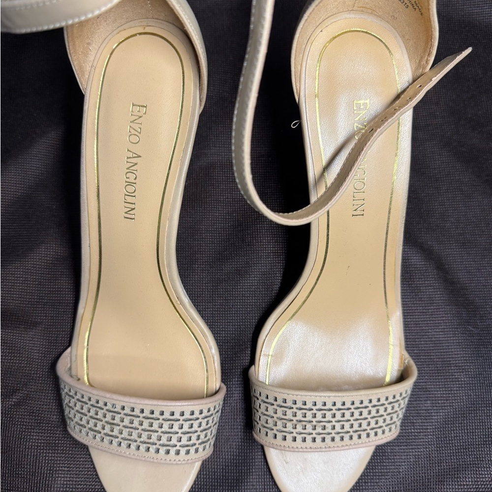 Enzo Angiolini Tan Wedge Heels